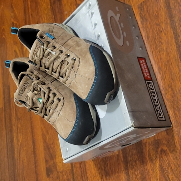 Size 7 Dakota Workboots (Womens) - Picture 2 of 6